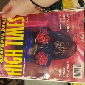Ultra retro / rare 1987 grateful dead high times magazine. Euc.